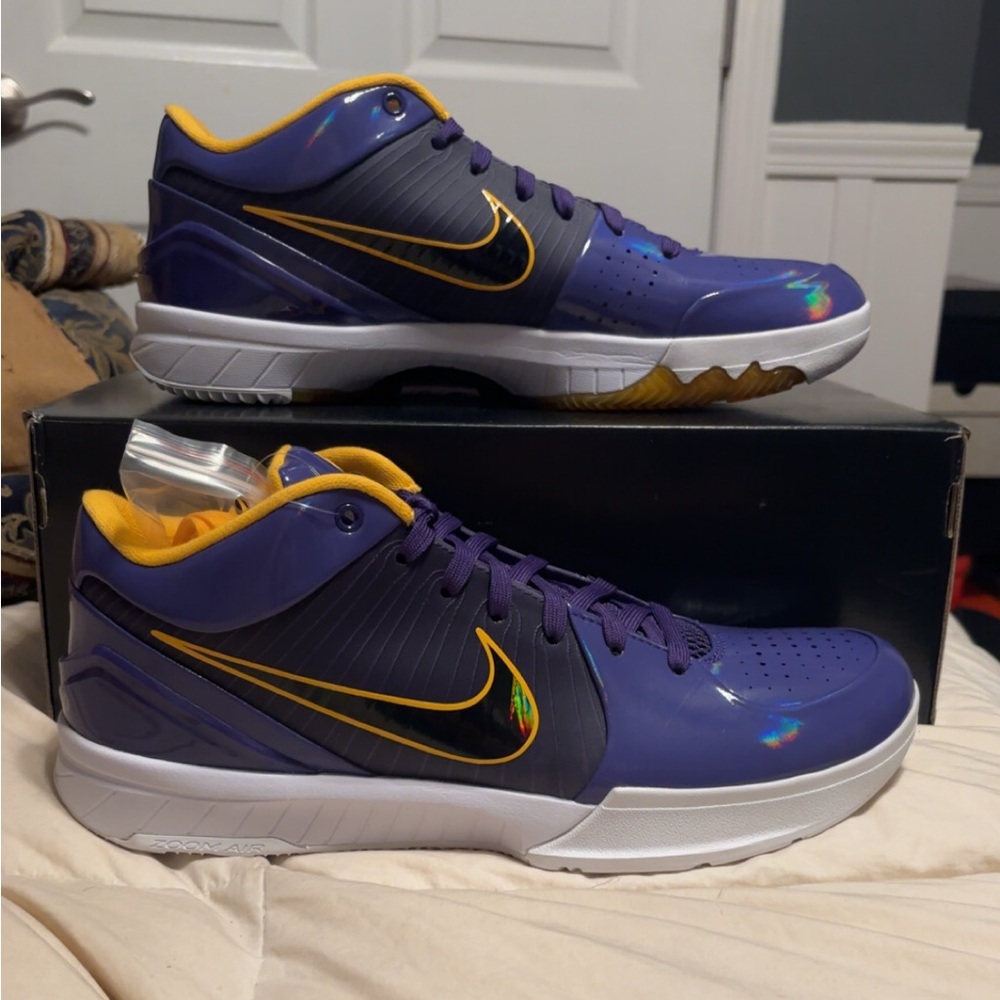 Kobe 4 Protro “Court Purple”